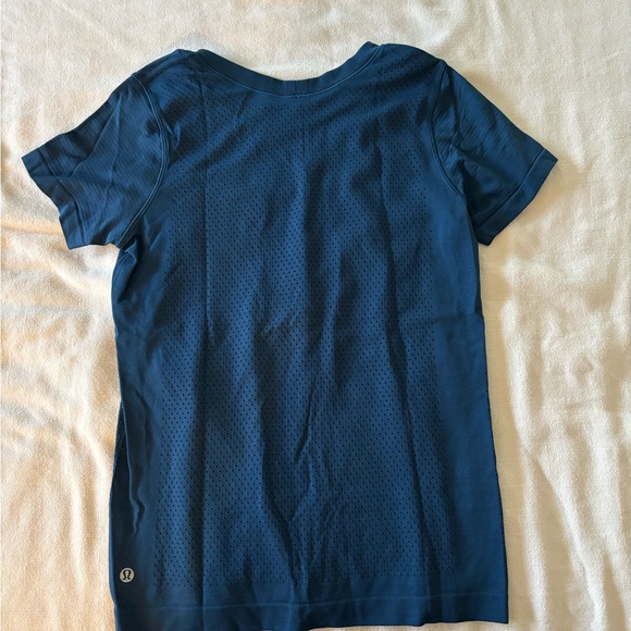 Nike Navy Blue Short Sleeve Shirt - Picture 3 of 3